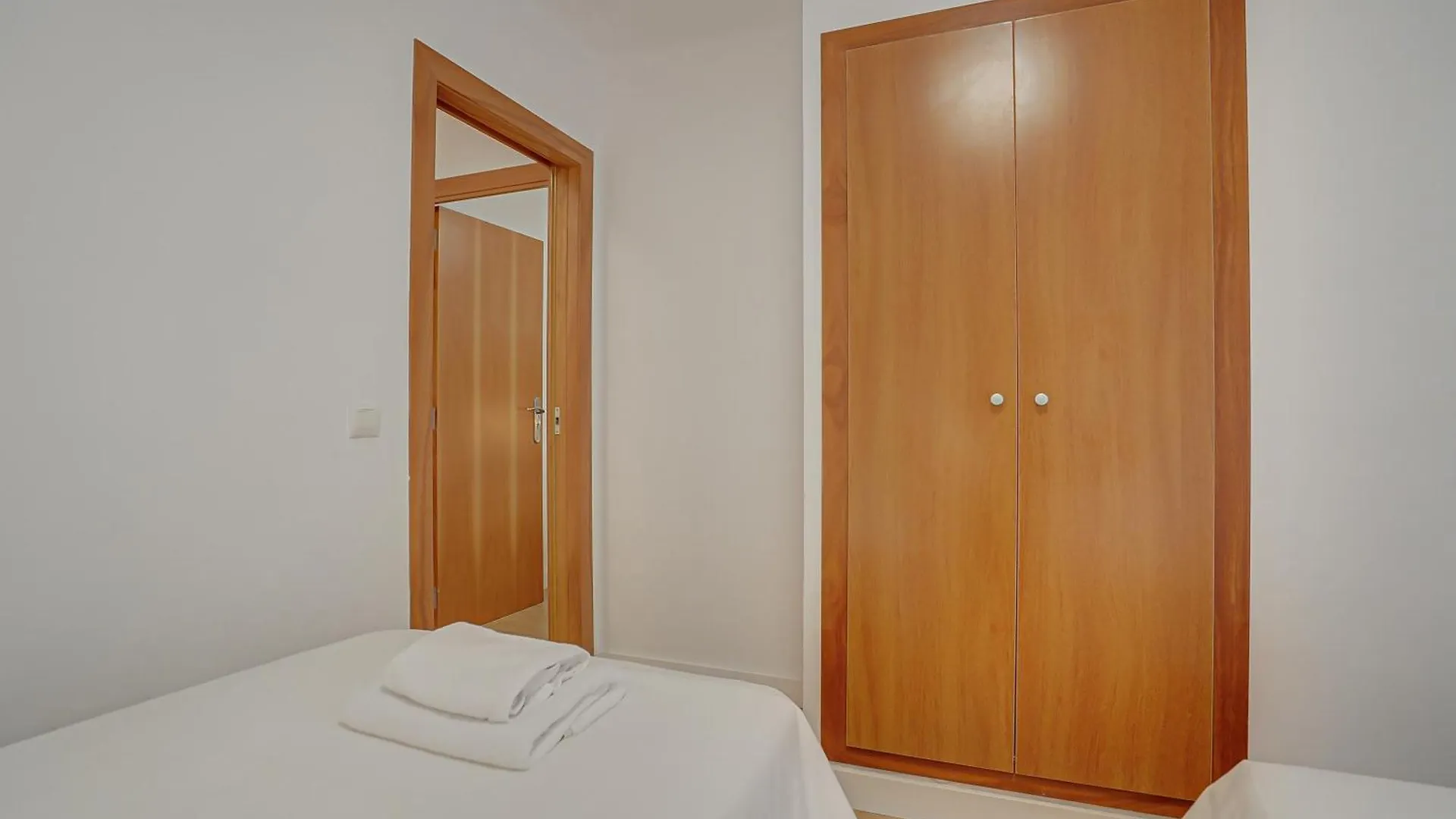 Guest house Hostal Y Apartamento Moli De Mar Lloret de Mar