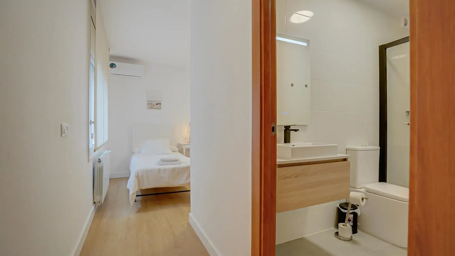 Hostal Y Apartamento Moli De Mar Lloret de Mar Affittacamere