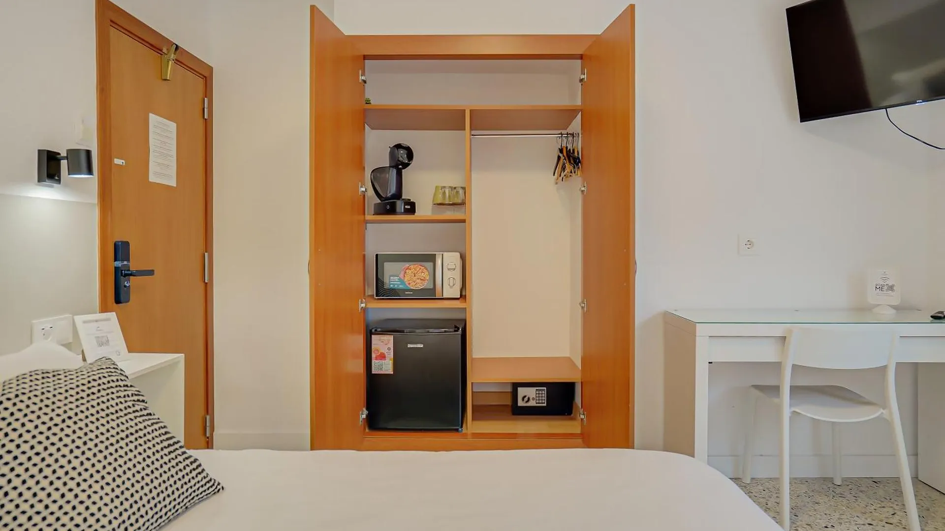 Affittacamere Hostal Y Apartamento Moli De Mar Lloret de Mar
