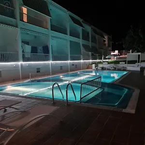 Hotel S'algaret **