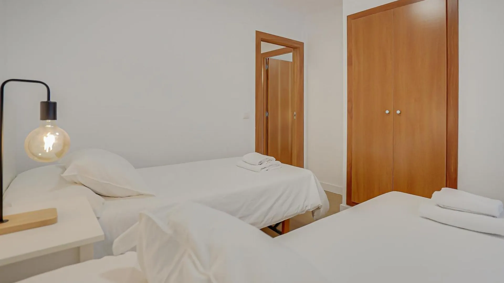 HOSTAL-PENSIÓN Y APARTAMENTO el MOLI Lloret de Mar Espanha
