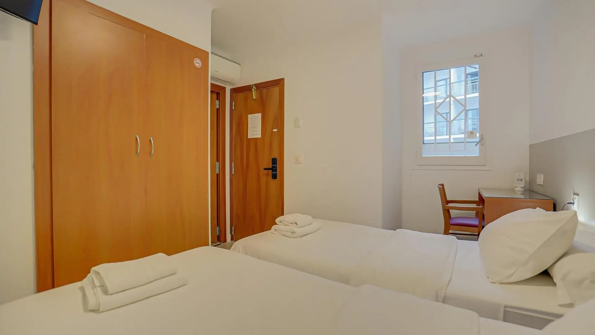 Casa de hóspedes HOSTAL-PENSIÓN Y APARTAMENTO el MOLI Lloret de Mar