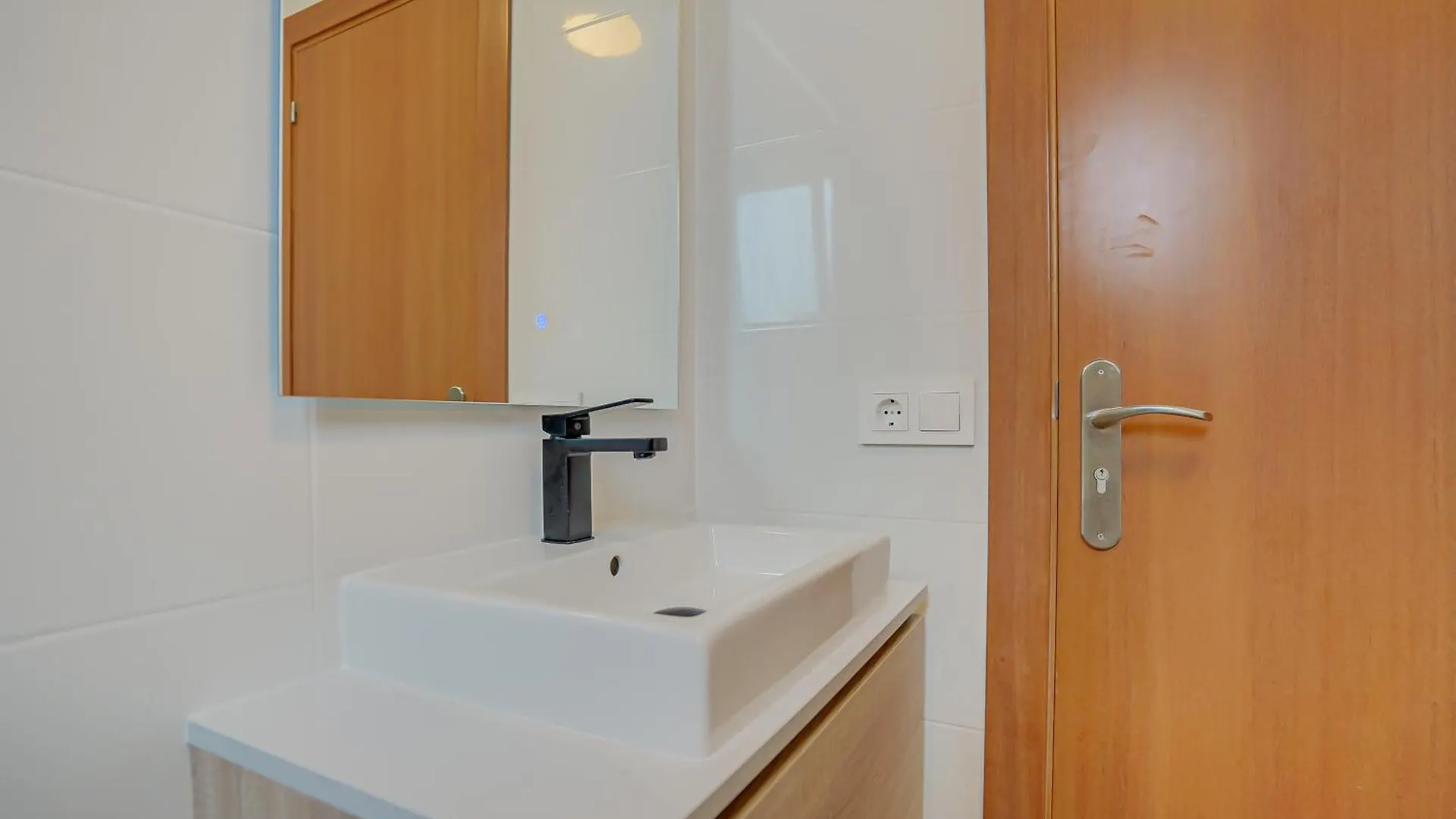 Hostal Apartamento Moli De Mar Lloret De Mar 2*,
